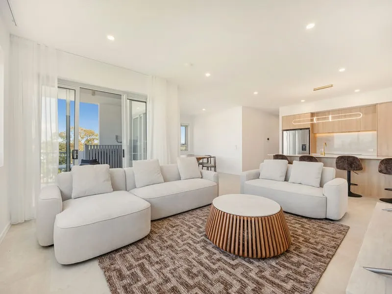 Southport Modern — short-term rental property in Southport. Landlord permission secured.