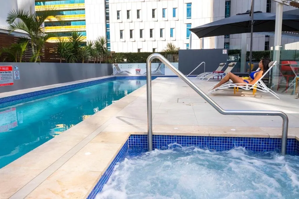 Brisbane Furnished CBD — short-term rental property in Brisbane City. Landlord permission secured.