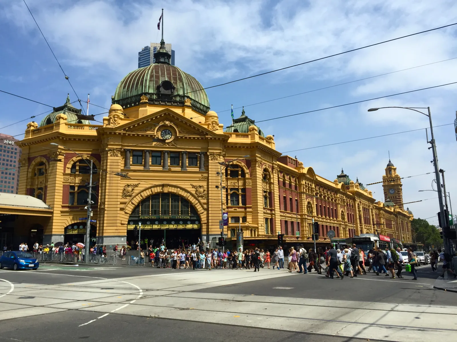 Elizabeth Street Hub — short-term rental property in Melbourne CBD. Landlord permission secured.